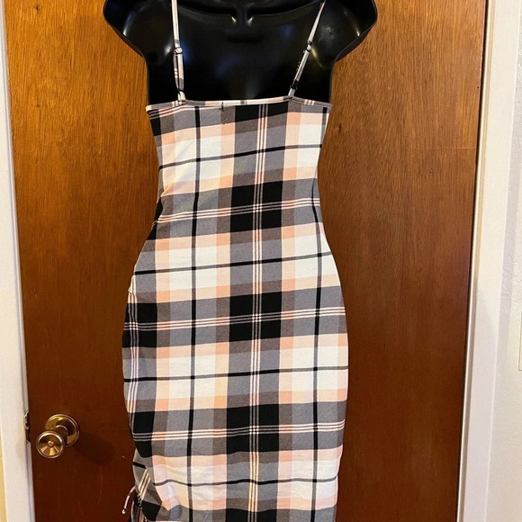 J for Justify Pink, White and Black Plaid Pattern Dress with Sinch Side - Picture 14 of 14
